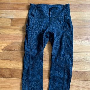 Lululemon cropped legging